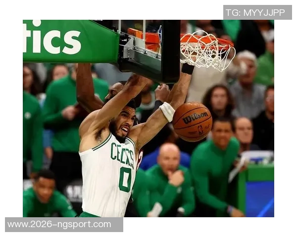 哈珀表现低迷全场仅得6分3助攻4失误半场命中率惨淡