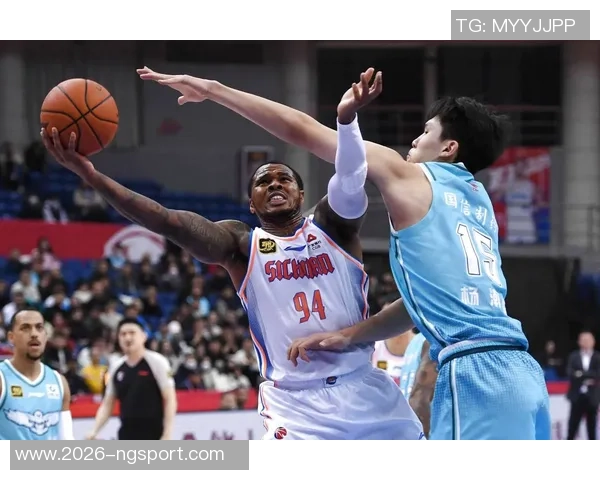 希望杨瀚森在比赛中提升细节管理能力以减少犯规次数